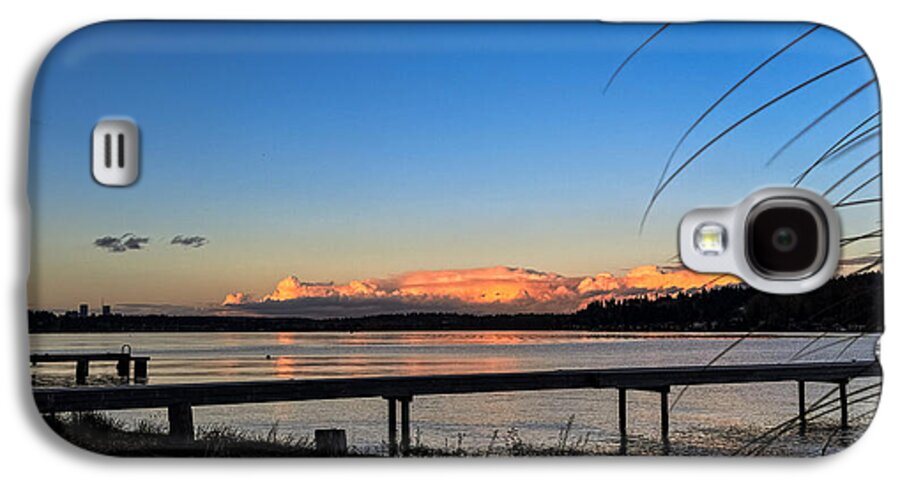 Sunset at the lake - Phone Case