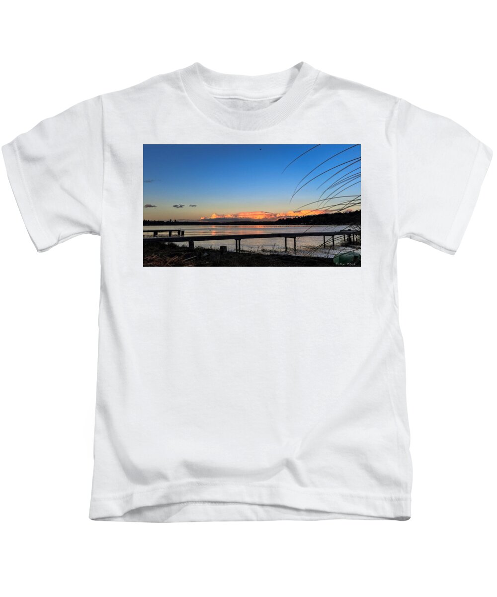 Sunset at the lake - Kids T-Shirt