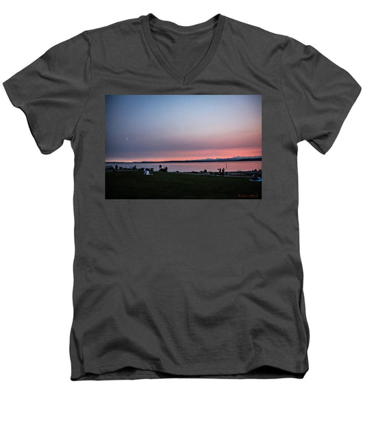 Sunset late summer  - Men's V-Neck T-Shirt