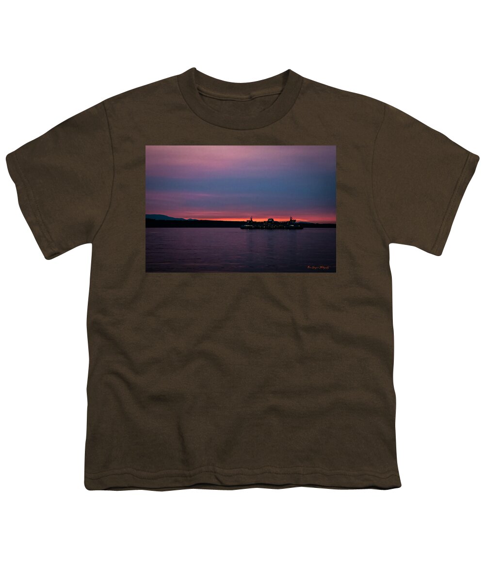 Sunset  with the Ferry  - Youth T-Shirt