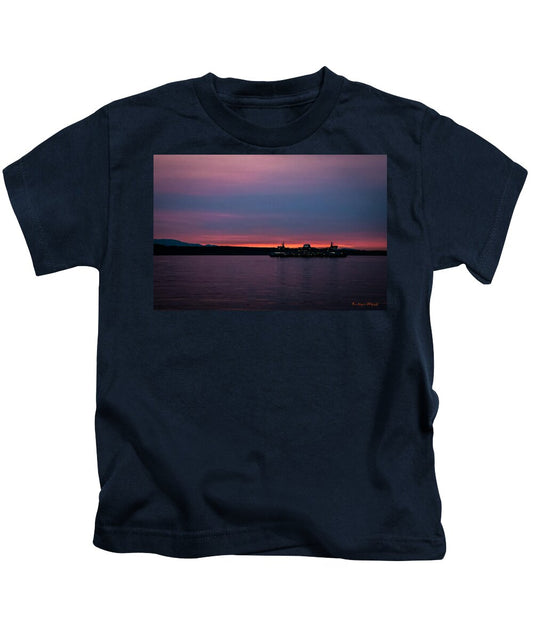 Sunset  with the Ferry  - Kids T-Shirt