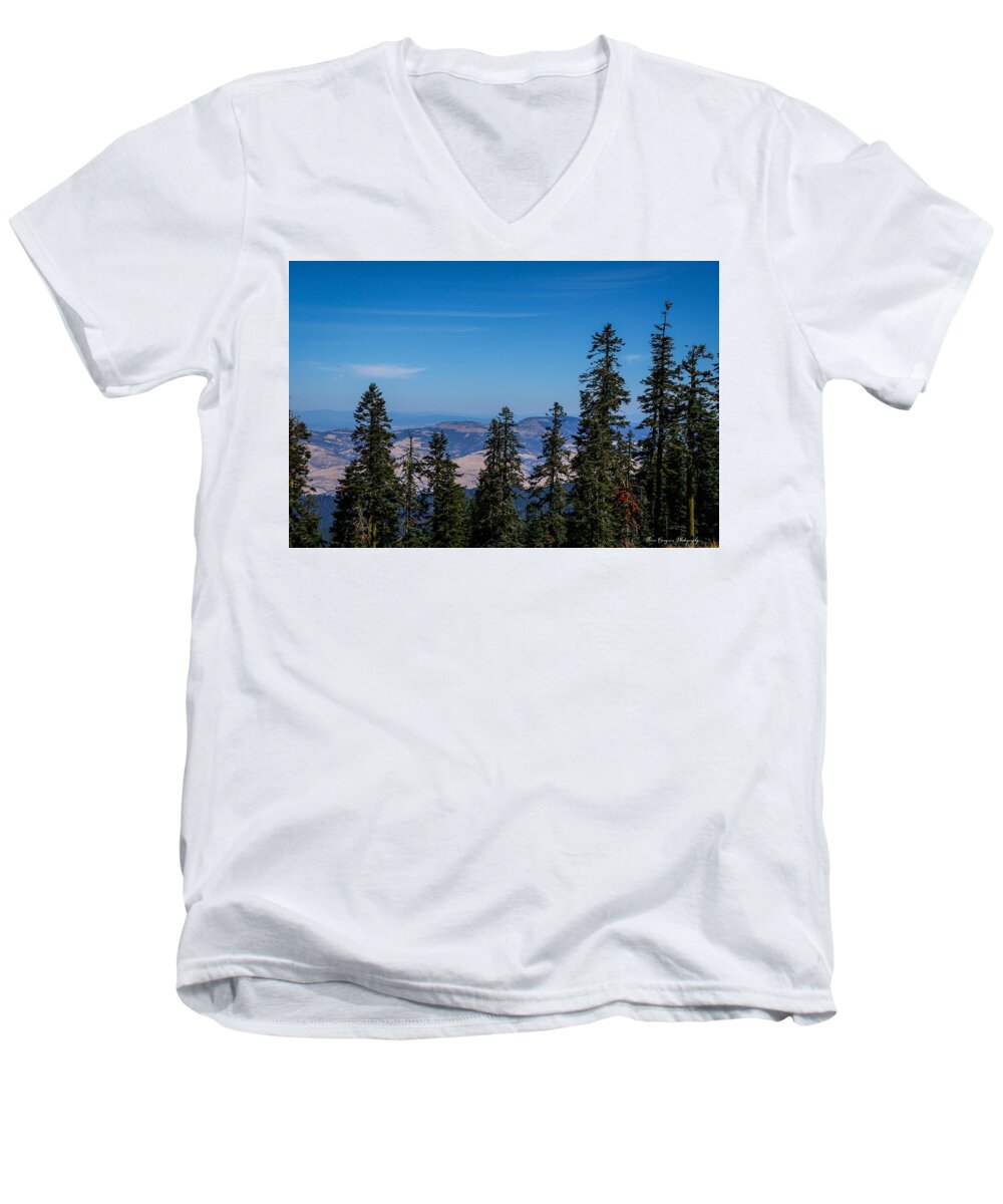 Threw the trees  - Men's V-Neck T-Shirt
