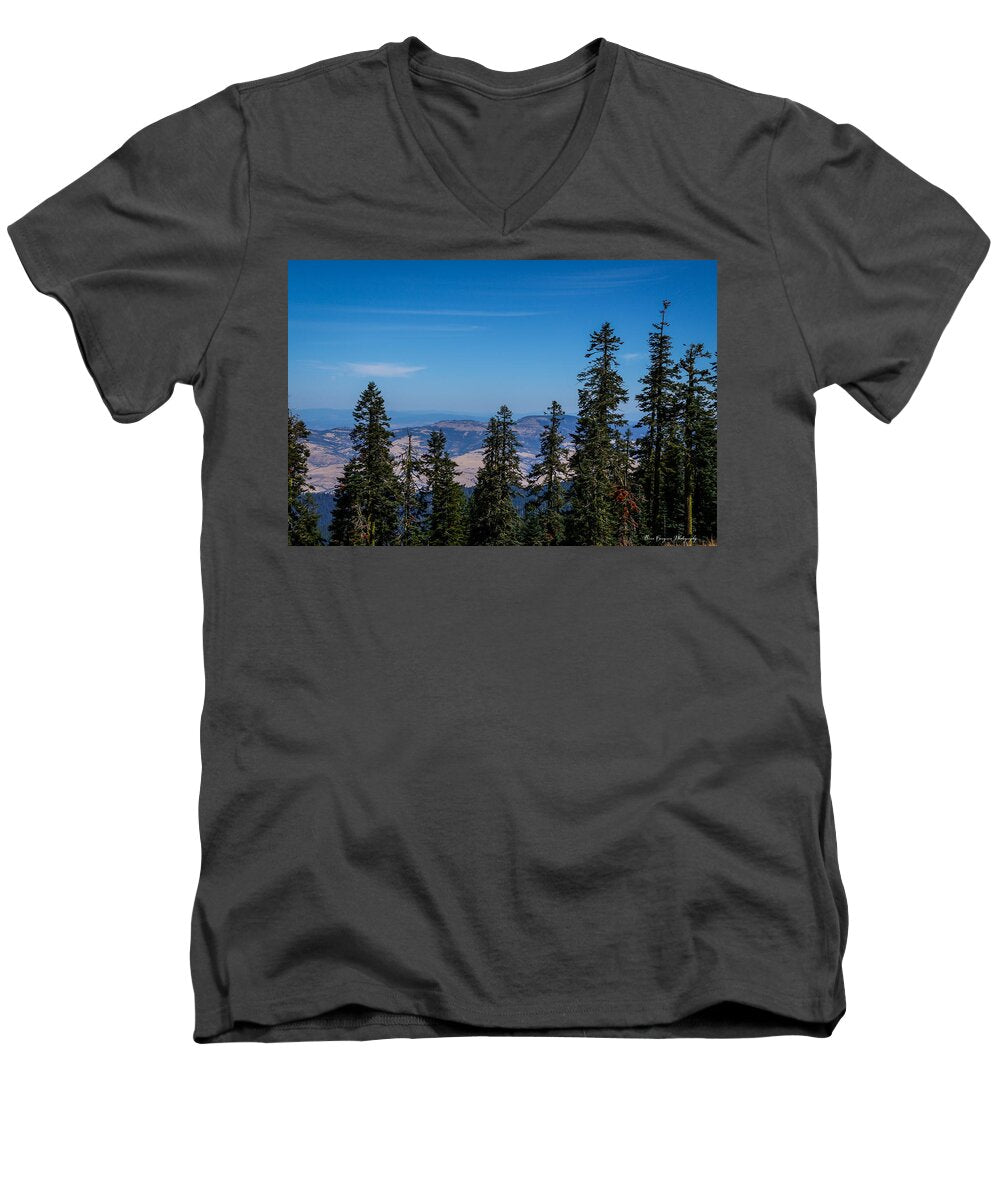 Threw the trees  - Men's V-Neck T-Shirt