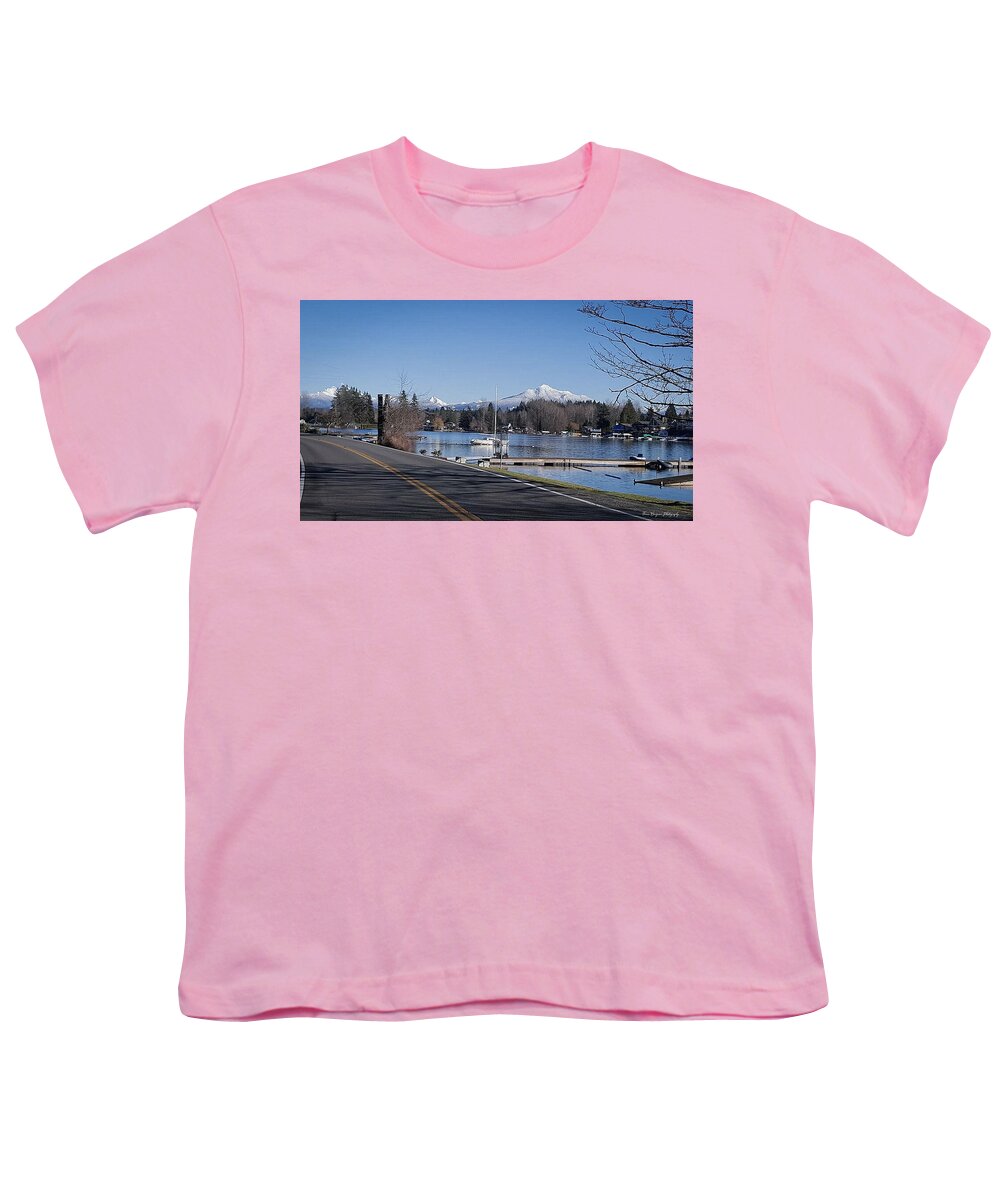 View of lake Steven - Youth T-Shirt
