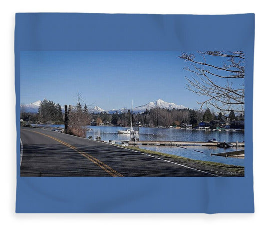 View of lake Steven - Blanket