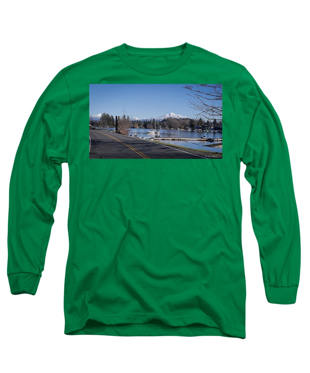 View of lake Steven - Long Sleeve T-Shirt