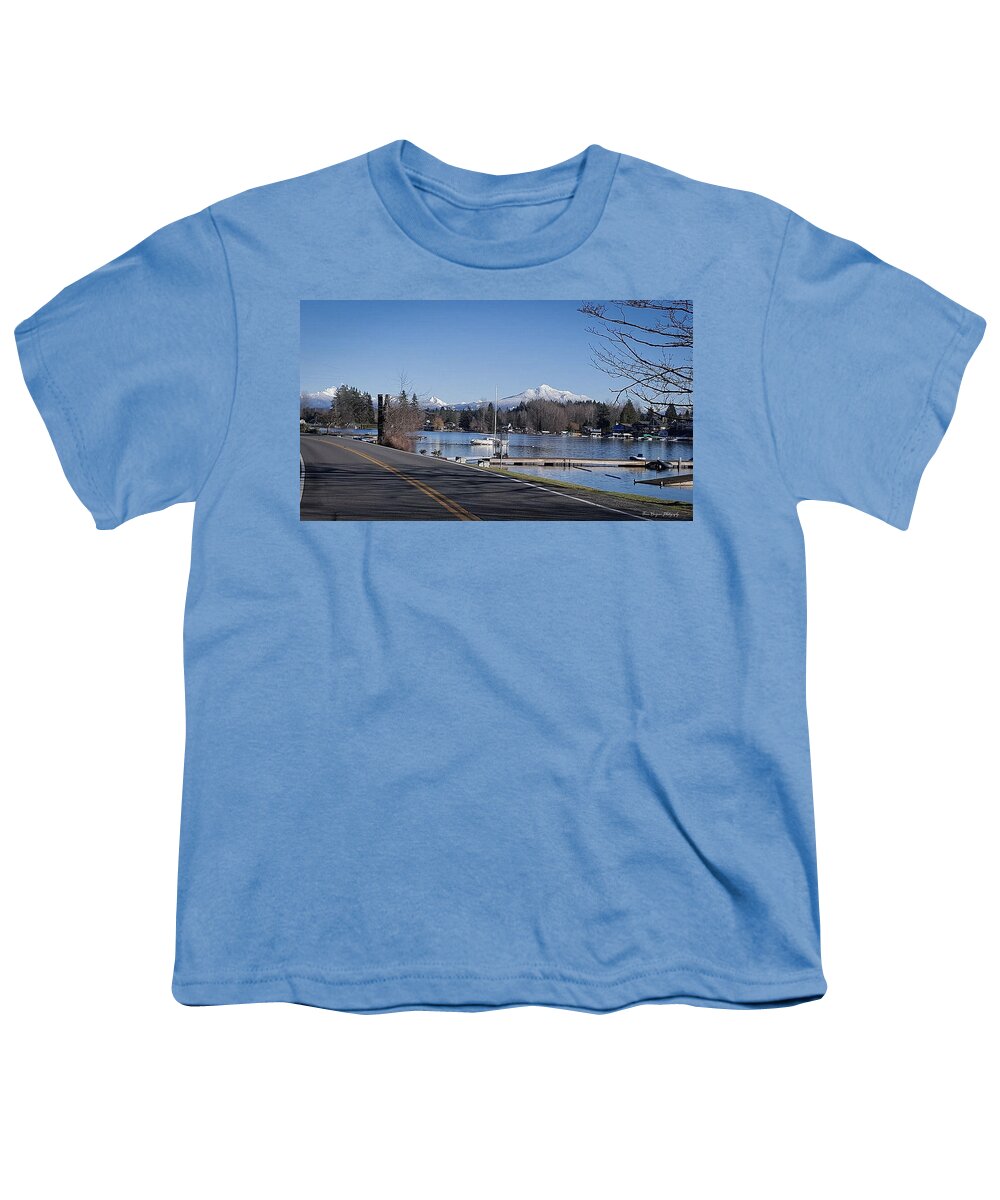 View of lake Steven - Youth T-Shirt