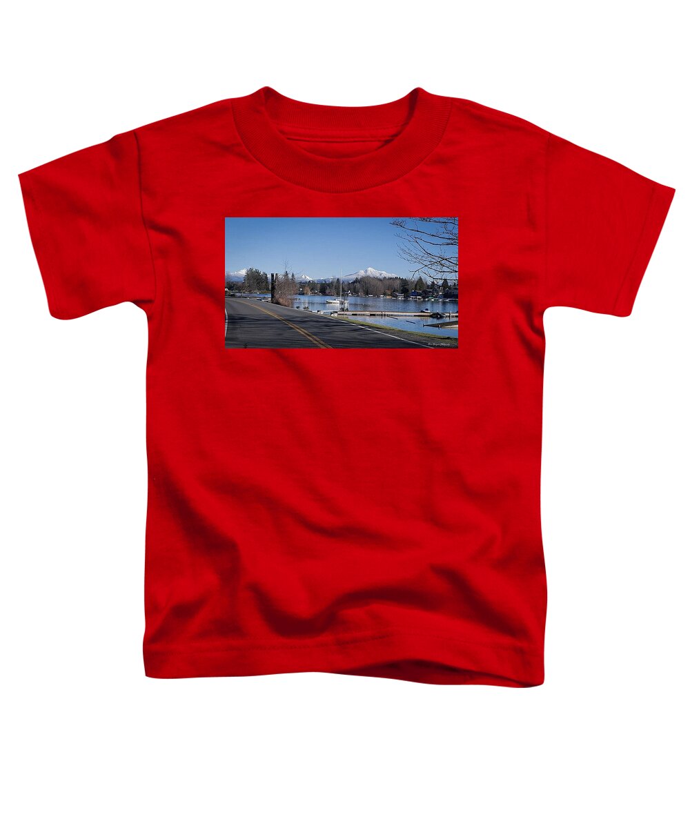 View of lake Steven - Toddler T-Shirt