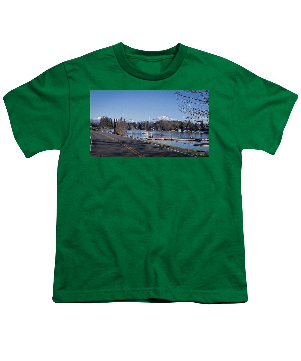 View of lake Steven - Youth T-Shirt