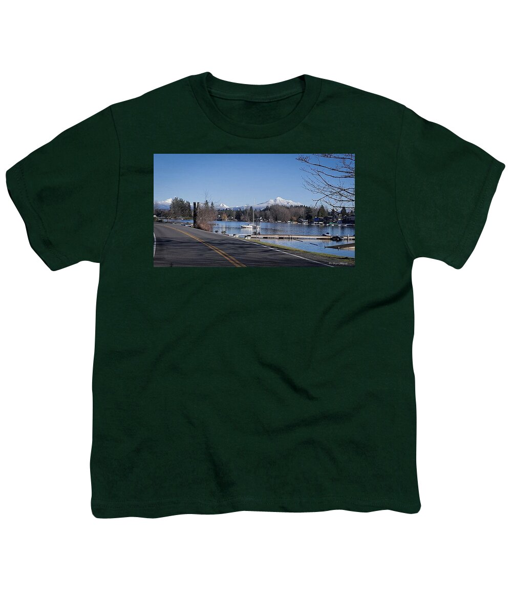 View of lake Steven - Youth T-Shirt
