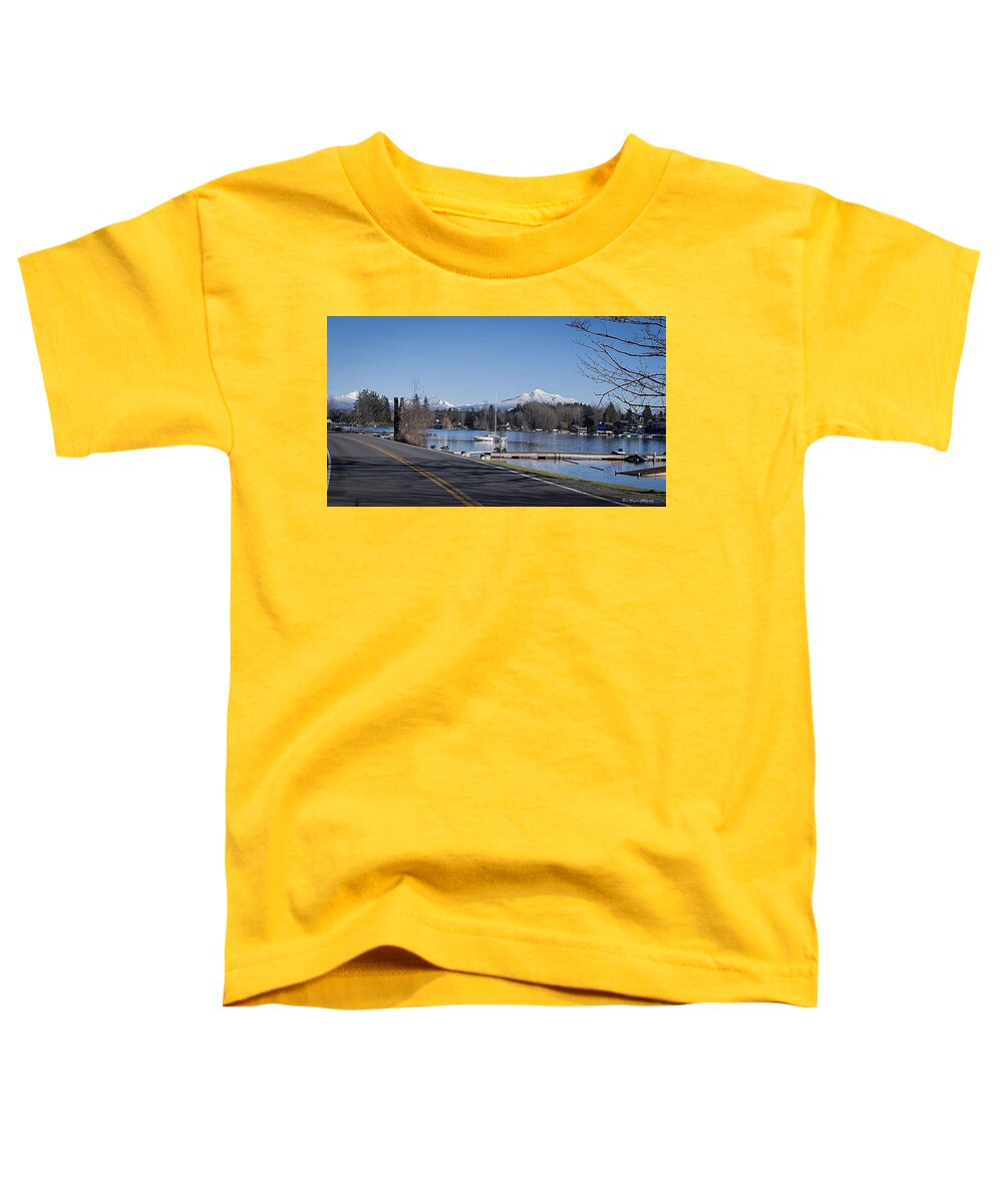 View of lake Steven - Toddler T-Shirt