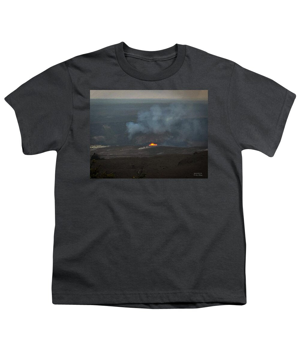 Volcano in Hawaii  - Youth T-Shirt