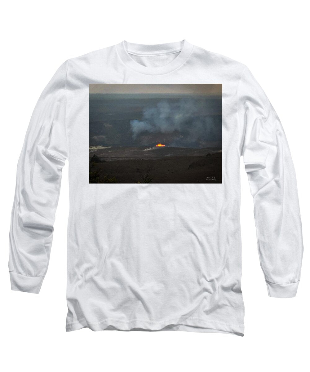 Volcano in Hawaii  - Long Sleeve T-Shirt