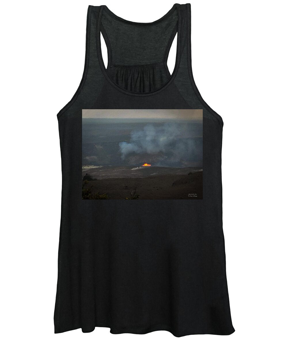 Volcano in Hawaii  - Women's Tank Top