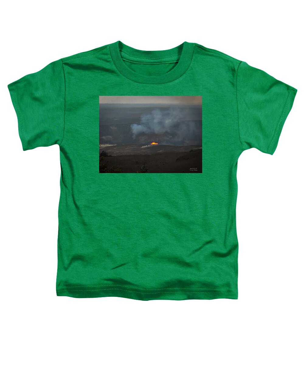 Volcano in Hawaii  - Toddler T-Shirt