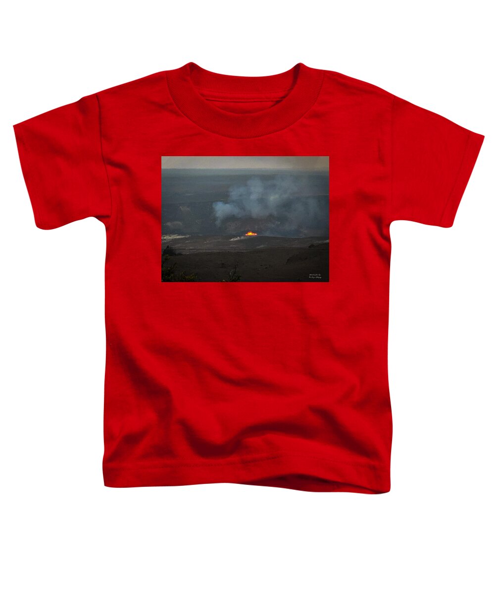 Volcano in Hawaii  - Toddler T-Shirt