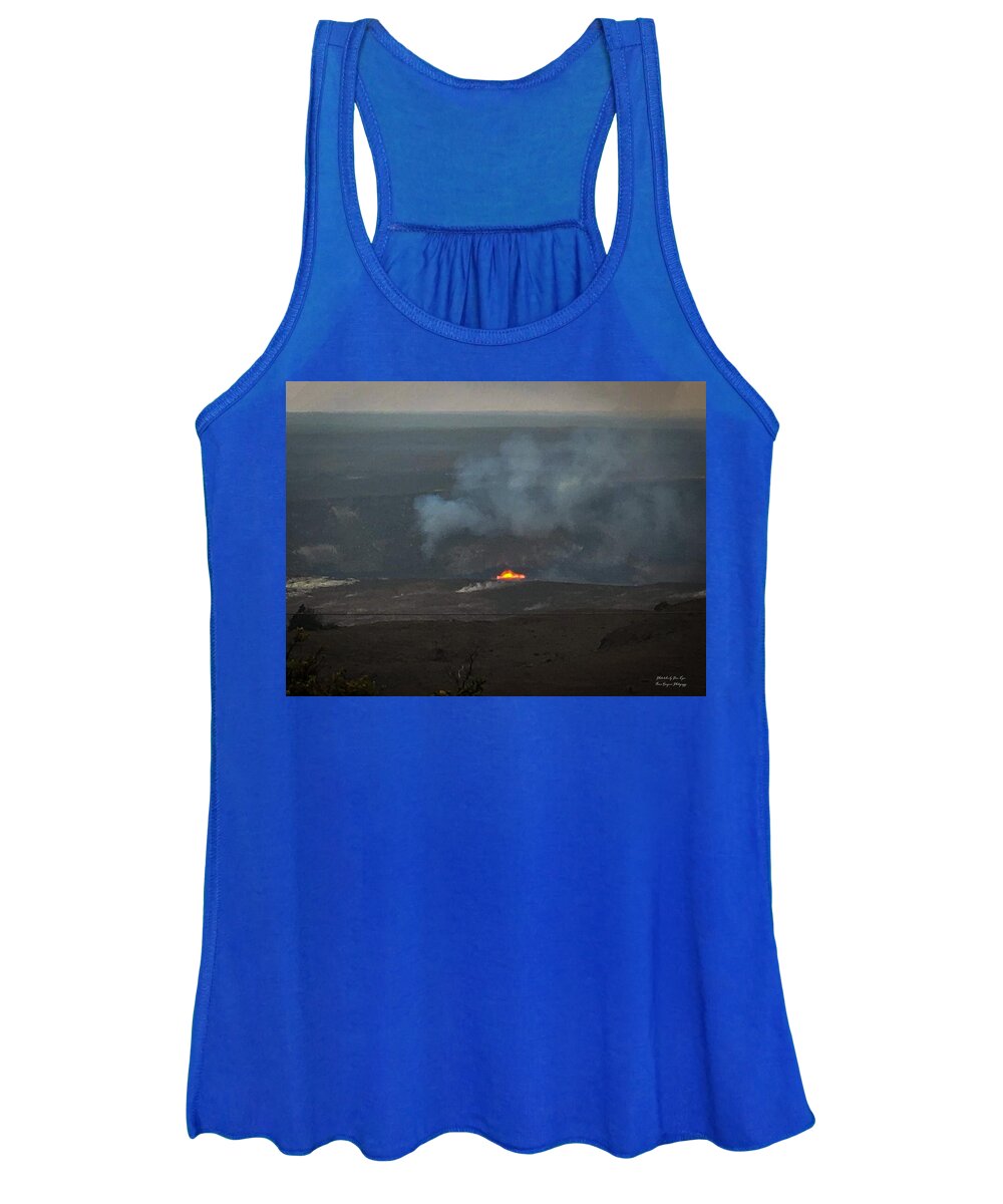 Volcano in Hawaii  - Women's Tank Top