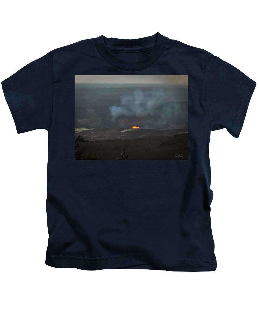 Volcano in Hawaii  - Kids T-Shirt
