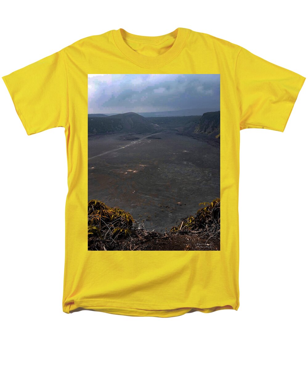 Volcano Planes  - Men's T-Shirt  (Regular Fit)