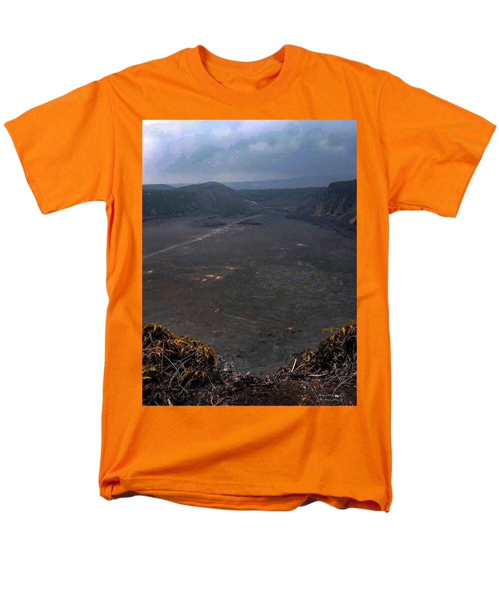 Volcano Planes  - Men's T-Shirt  (Regular Fit)
