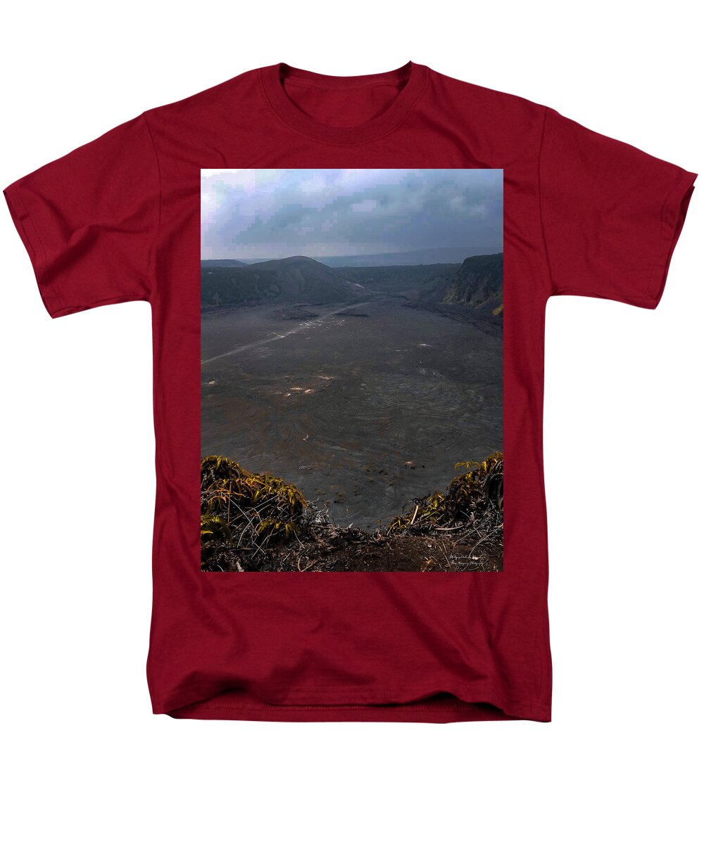 Volcano Planes  - Men's T-Shirt  (Regular Fit)