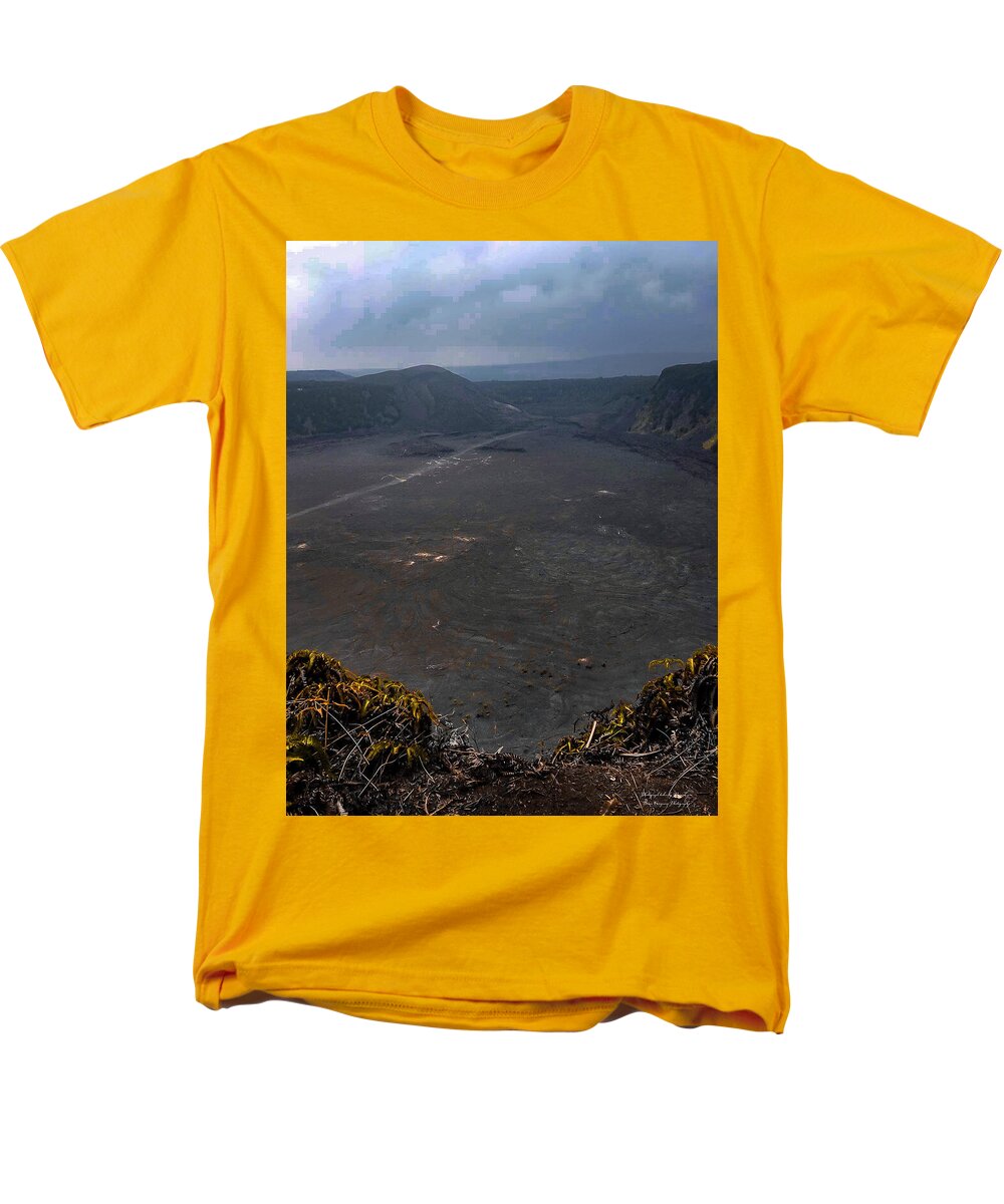 Volcano Planes  - Men's T-Shirt  (Regular Fit)