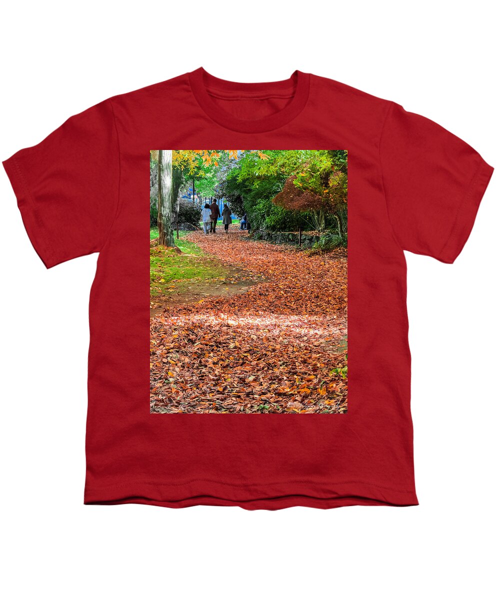 Walk along the park  - Youth T-Shirt