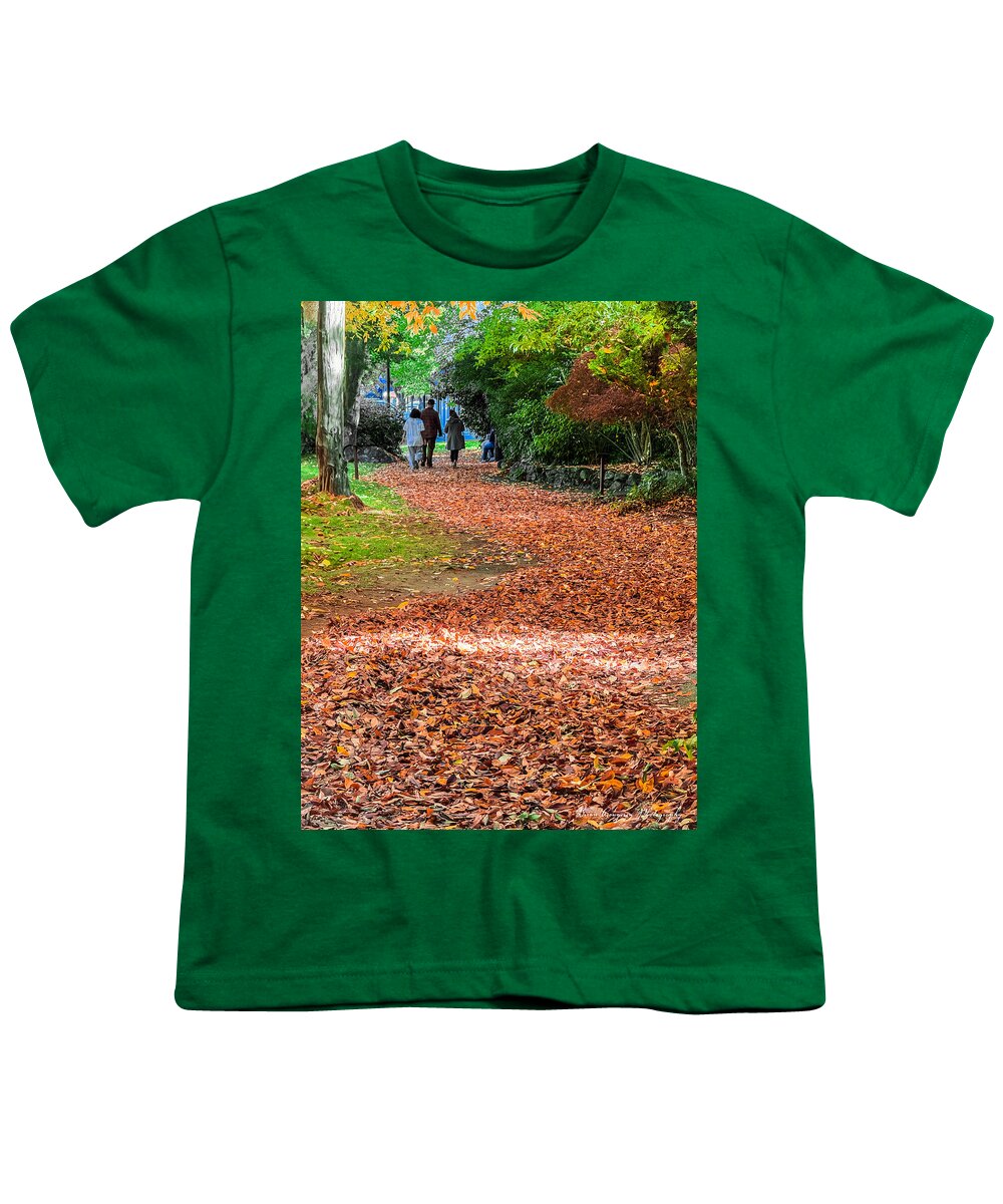 Walk along the park  - Youth T-Shirt