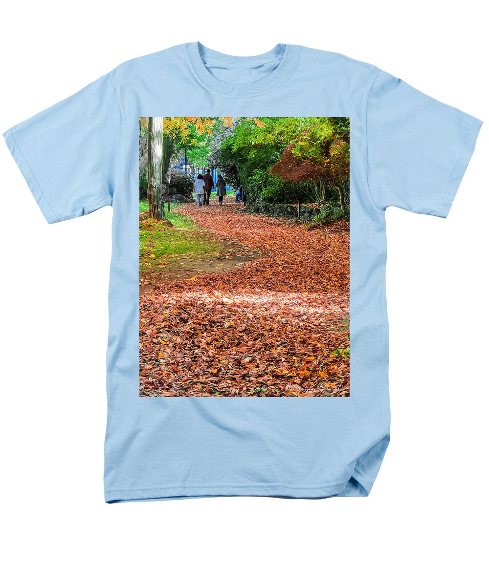 Walk along the park  - Men's T-Shirt  (Regular Fit)