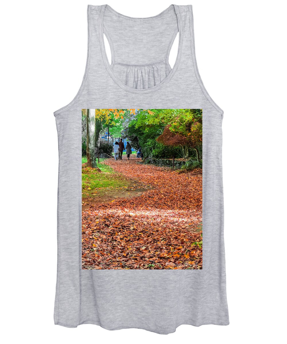 Walk along the park  - Women's Tank Top