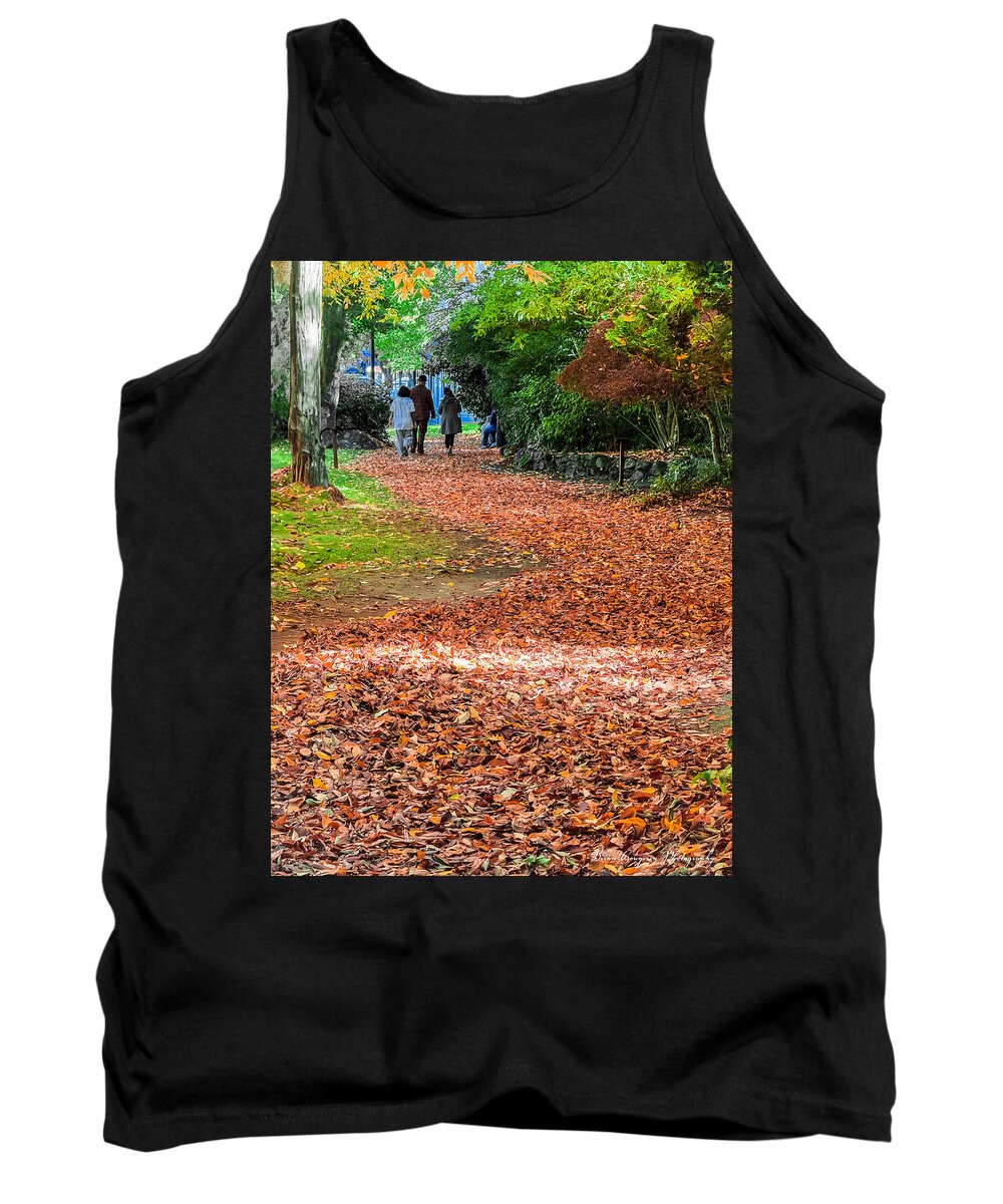 Walk along the park  - Tank Top