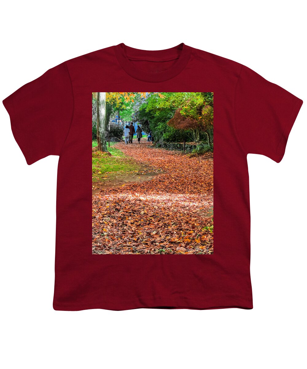Walk along the park  - Youth T-Shirt