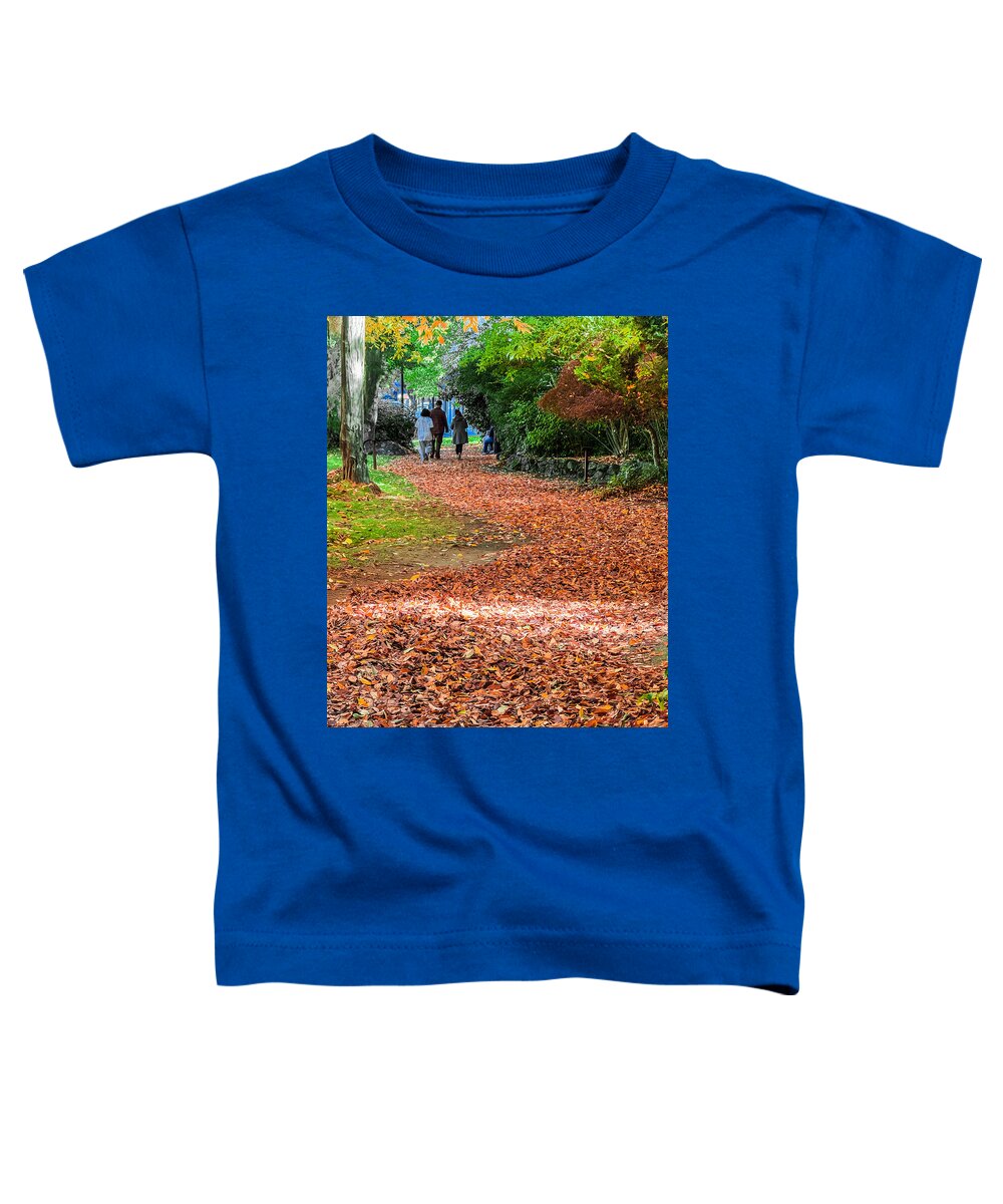 Walk along the park  - Toddler T-Shirt