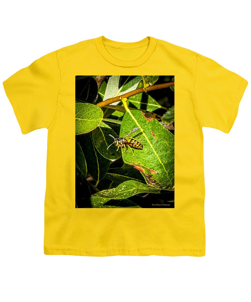 Yellow jacket  - Youth T-Shirt