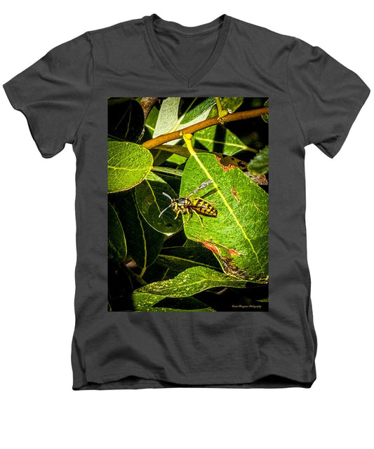 Yellow jacket  - Men's V-Neck T-Shirt