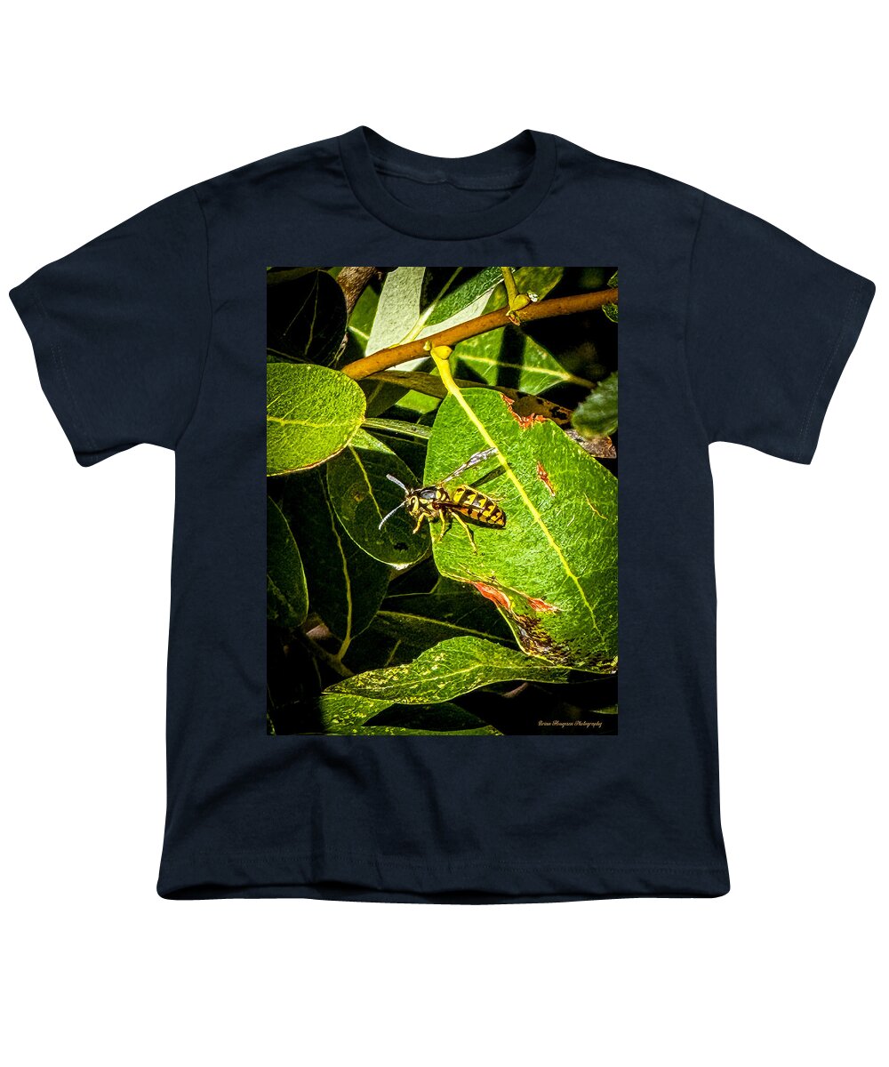 Yellow jacket  - Youth T-Shirt